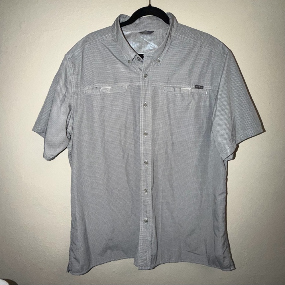 Eddie Bauer Men's Gray Short Sleeve Camp Shirt